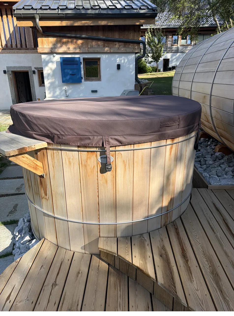 Storvik Nordic hot tub
